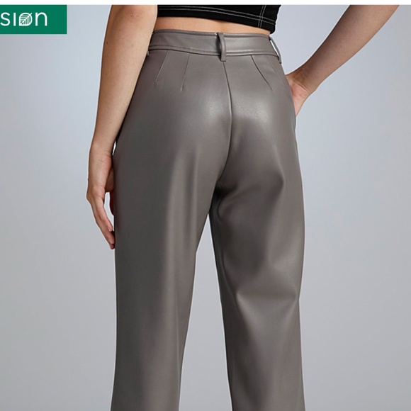 Charcoal grey cropped faux-leather pants NWT - Picture 2 of 10